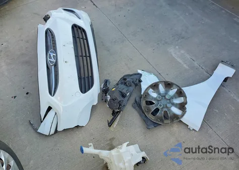 2016 Hyundai Accent Se z USA, uszkodzony, nr VIN KMHCT4AE6GU116484